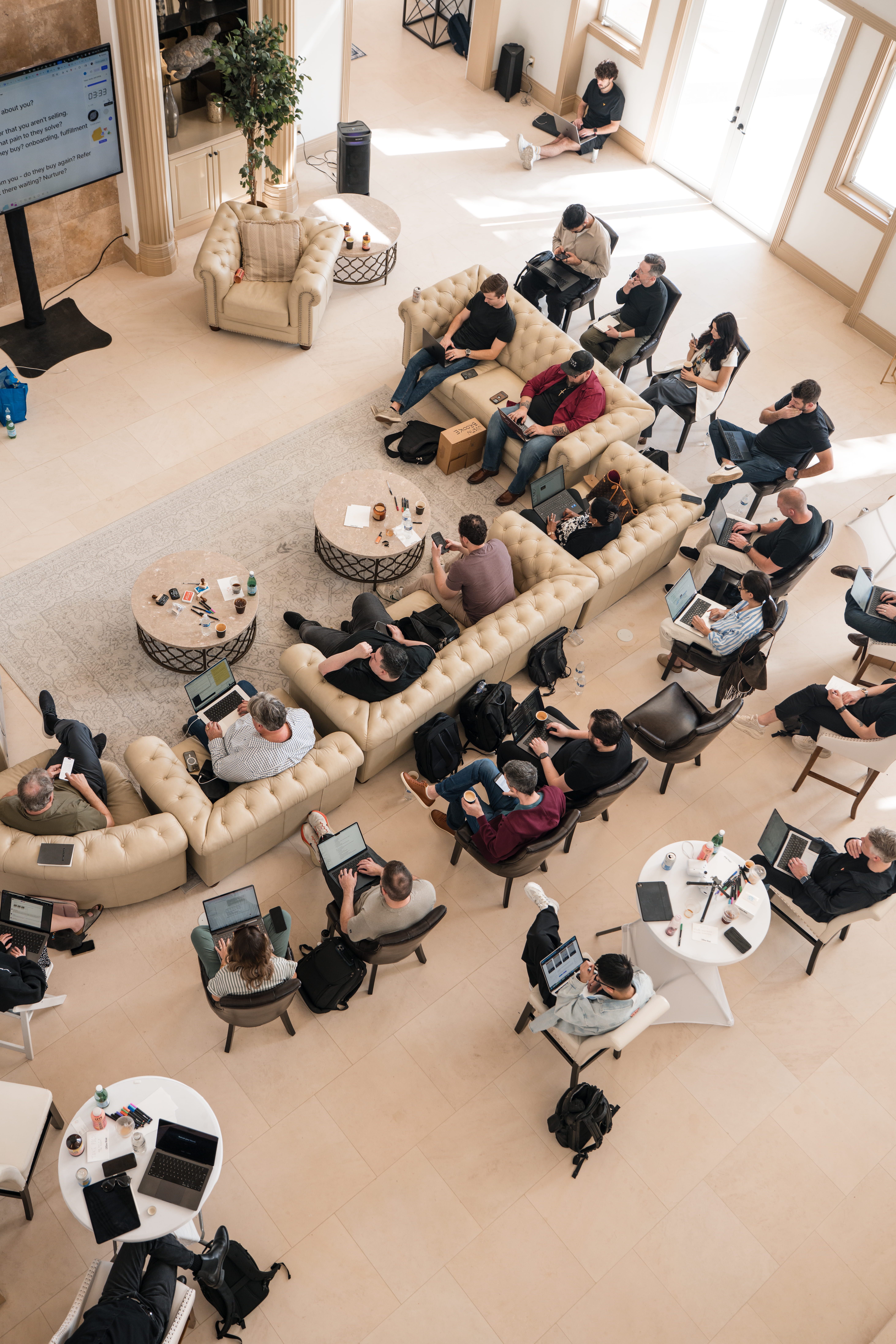 Offline Mode 1 — Crowd